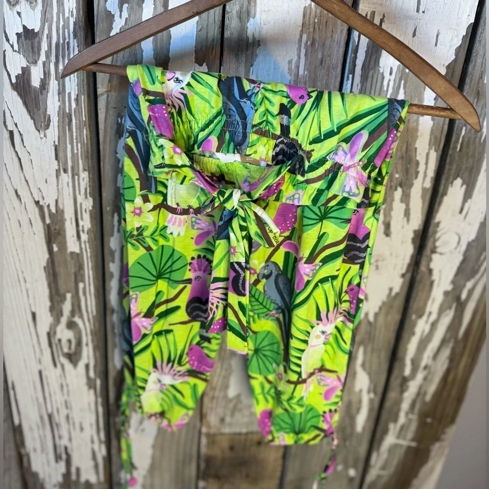 Up Baby Tropical Birds 2 piece set size 8 Girls Ruffle Shoulder & Pants NWT